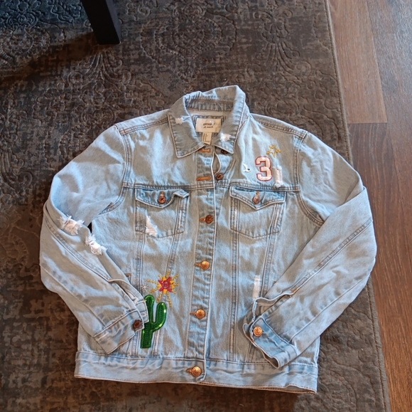 Forever 21+ Women's Denim Jean Jacket Distressed Embellished Cactus Sequin Sz S - Picture 1 of 4